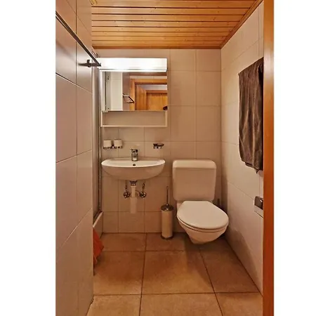 아파트 Wonderful Apartment-2 Rooms-living Room- Garden Terrace-parking